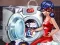 Gêm LadyBug Washing Costumes ar-lein