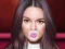 Gêm Jenner Lip Doctor ar-lein