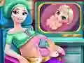 Gêm Ice Queen Pregnant Check-Up ar-lein