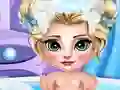 Gêm Ice Queen Baby Bath ar-lein