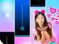 Gêm Maria Clara e JP Piano Game Tiles ar-lein