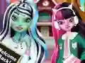 Gêm Monster Girls Back To School ar-lein
