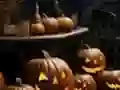 Gêm Halloween Weird Pumpkin Escape ar-lein