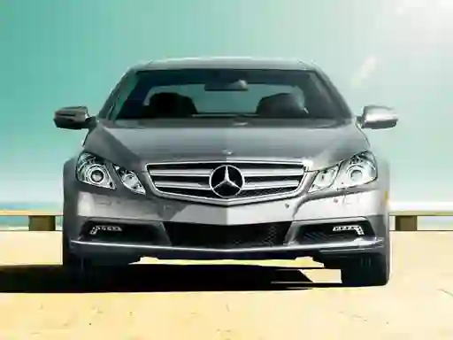 Gêm E Coupe Cars Puzzle ar-lein
