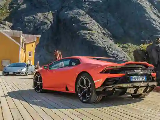 Gêm Huracan Evo Puzzle ar-lein