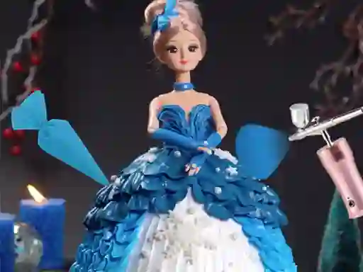 Gêm Icing On Doll Cake ar-lein