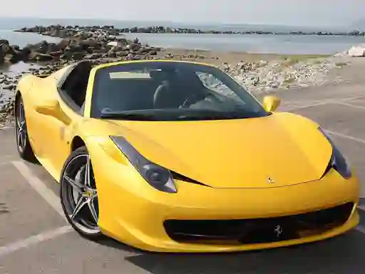 Gêm Ferrari 458 Spider Slide ar-lein