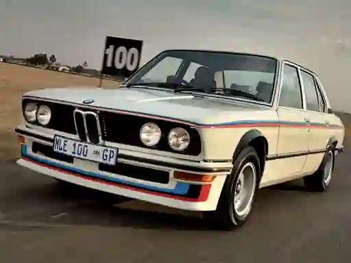 Gêm BMW 530 MLE ar-lein