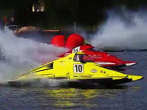 Gêm Motor Racing Boat ar-lein