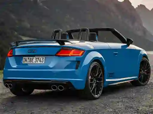 Gêm Audi TTS Roadster Slide ar-lein