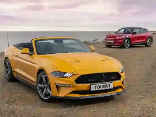 Gêm Ford Mustang California Special Slide ar-lein