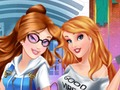 Gêm Diwrnod Belle Cyntaf Ar yr Ysgol  ar-lein