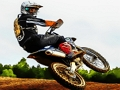Gêm Styntiau Rasio Dirtbike  ar-lein